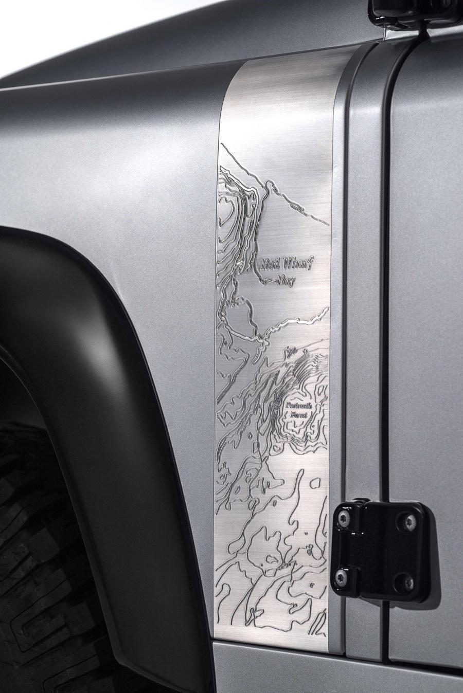  Land Rover Defender 90 2.000.000th 2015 года  (фото 10 из 19)